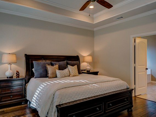 bedroom-1940168_640